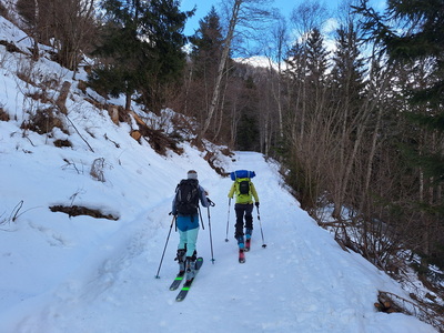 Hüttenzustieg von Niederthai