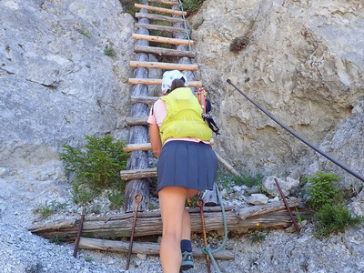 Barbara beim Aufstieg am Leiterlsteig